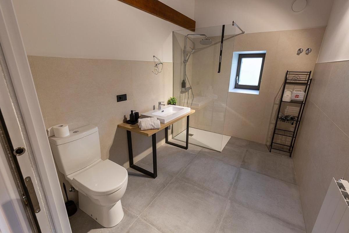 Arbela Apartamentuak Aia Eksteriør bilde